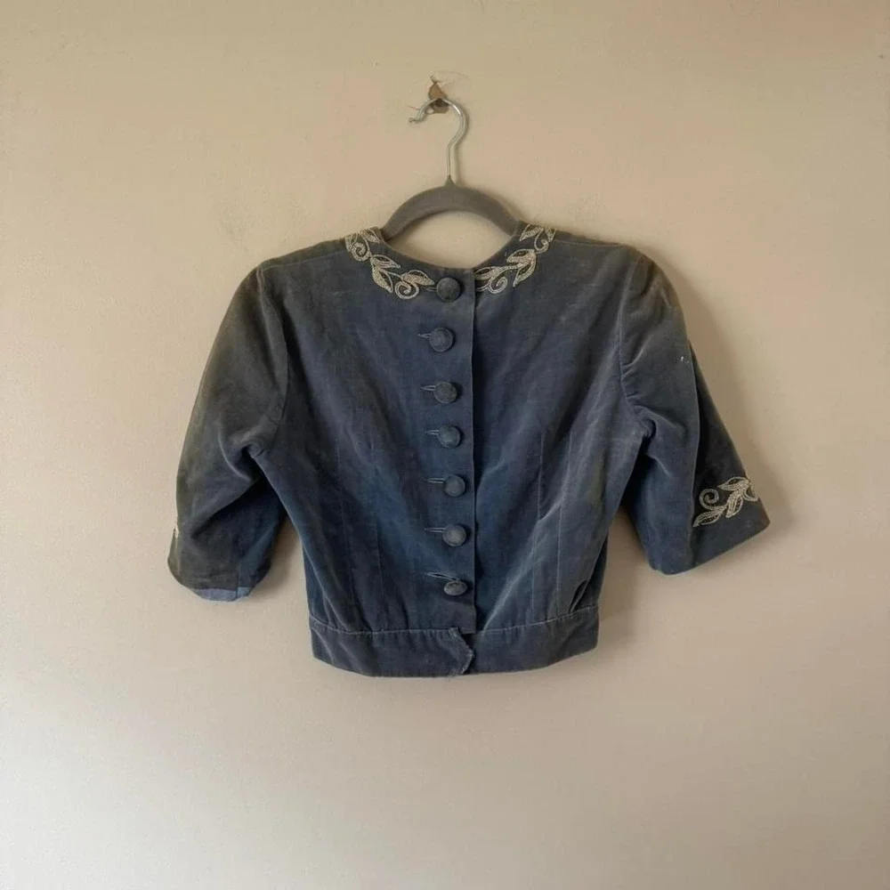 Antique Velvet Blouse XS - AS IS sunfaded covered buttons embroidery blue square - Picture 3 of 8